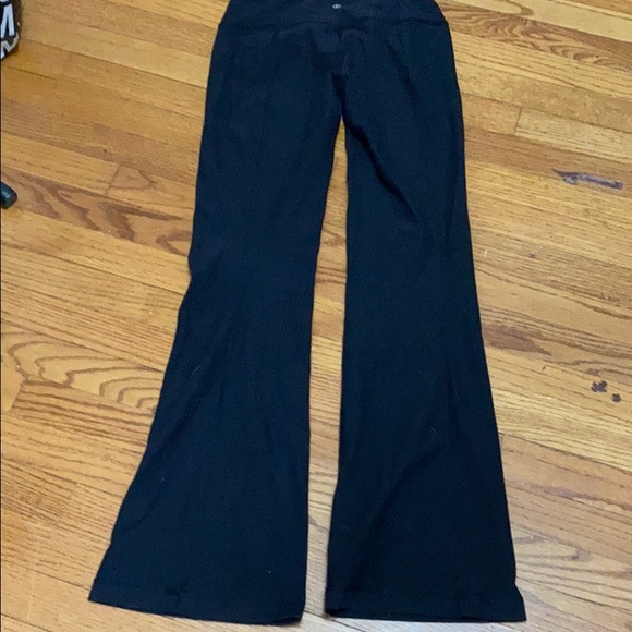 Black lululemon leggings - Picture 2 of 2